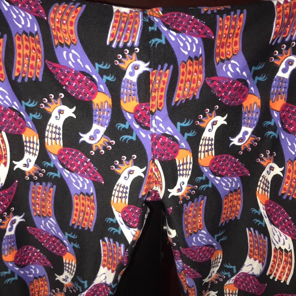 OS peacock leggings